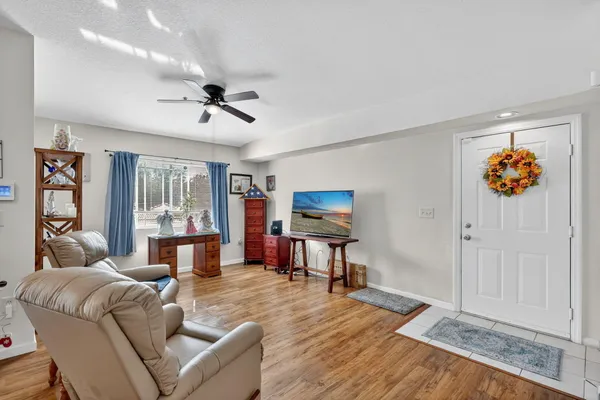 $169,900 | 201 Southwest Palm Drive, Unit 201, Port St. Lucie, FL 34986