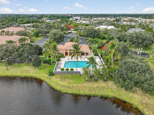 $169,900 | 201 Southwest Palm Drive, Unit 201, Port St. Lucie, FL 34986