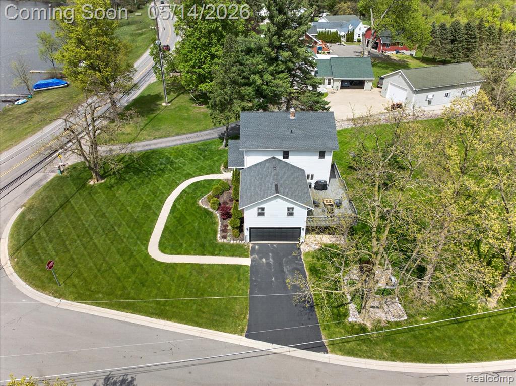 12409 Fenton Road Fenton, MI 48430 - Photo 49 of 61