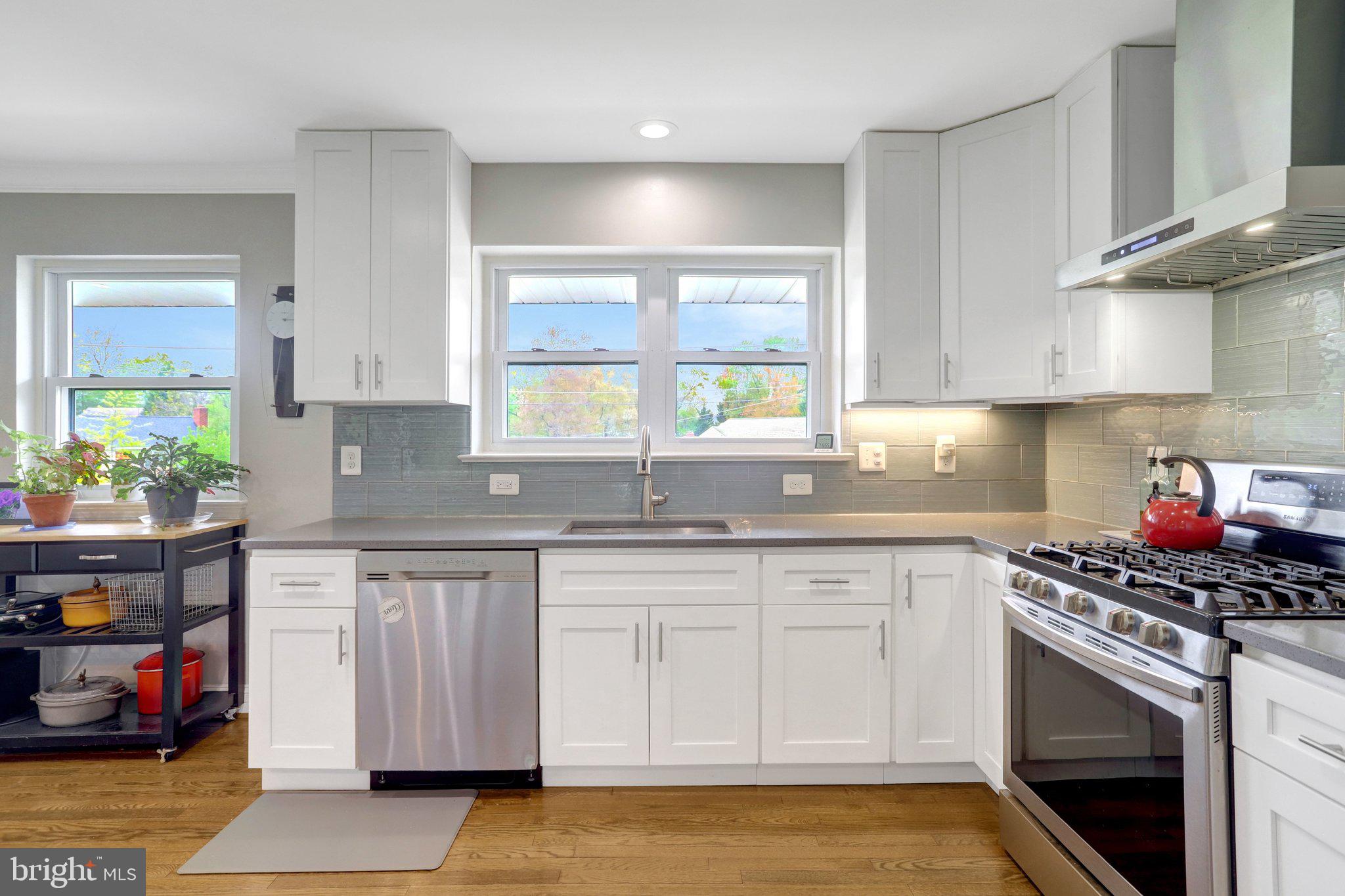 3405 Sharon Chapel Road Alexandria, VA 22310 - Photo 8 of 66