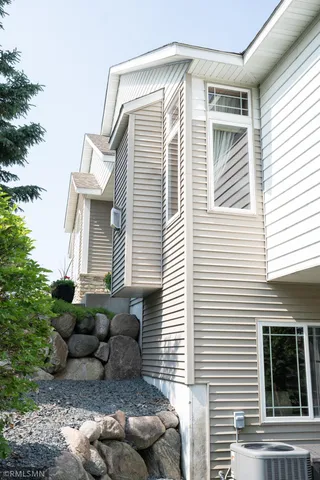 $472,000 | 14578 Hunters Lane, Savage, MN 55378