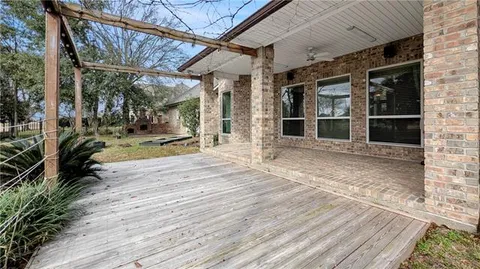 $709,000 | 3728 Lake Michel Court, Gretna, LA 70056