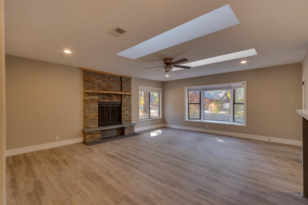 10252 Red Fir Road Truckee, CA 96161 - Photo 3 of 13 Gallery Image 3