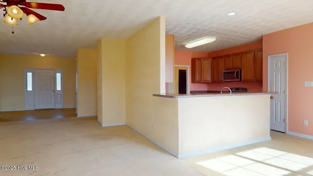 $345,000 | 110 Stedman Lane East, Elizabeth City, NC 27909