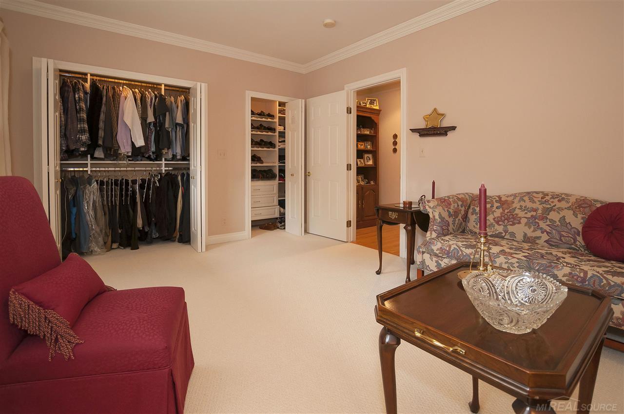 1010 North Renaud Road Grosse Pointe, MI 48236 - Photo 37 of 61 31344418-36.JPG