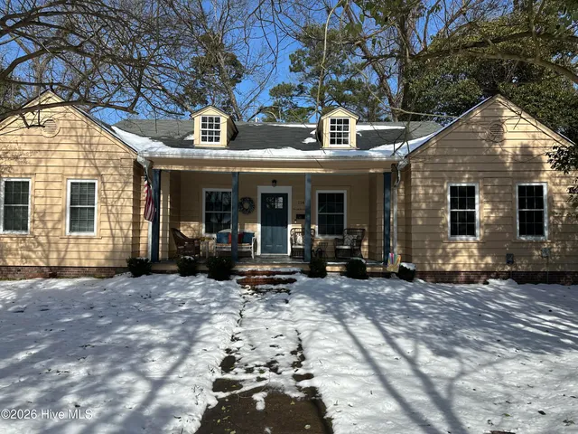 $2,200 | 114 East 12th Street, Washington, NC 27889