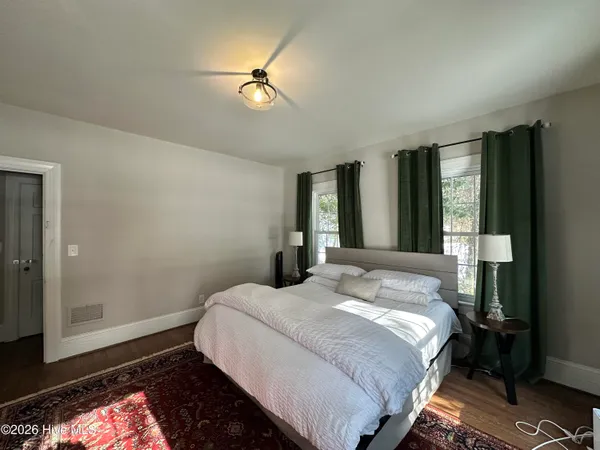 $2,300 | 114 East 12th Street, Washington, NC 27889