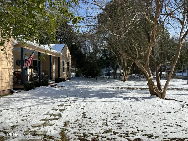 $2,300 | 114 East 12th Street, Washington, NC 27889