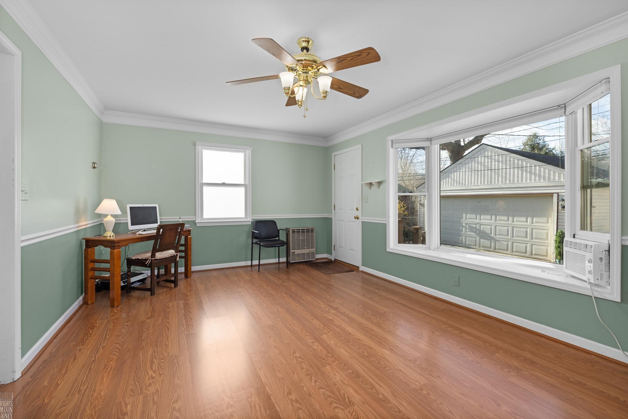 2057 Hawthorne Road Grosse Pointe Woods, MI 48236 - Photo 18 of 43