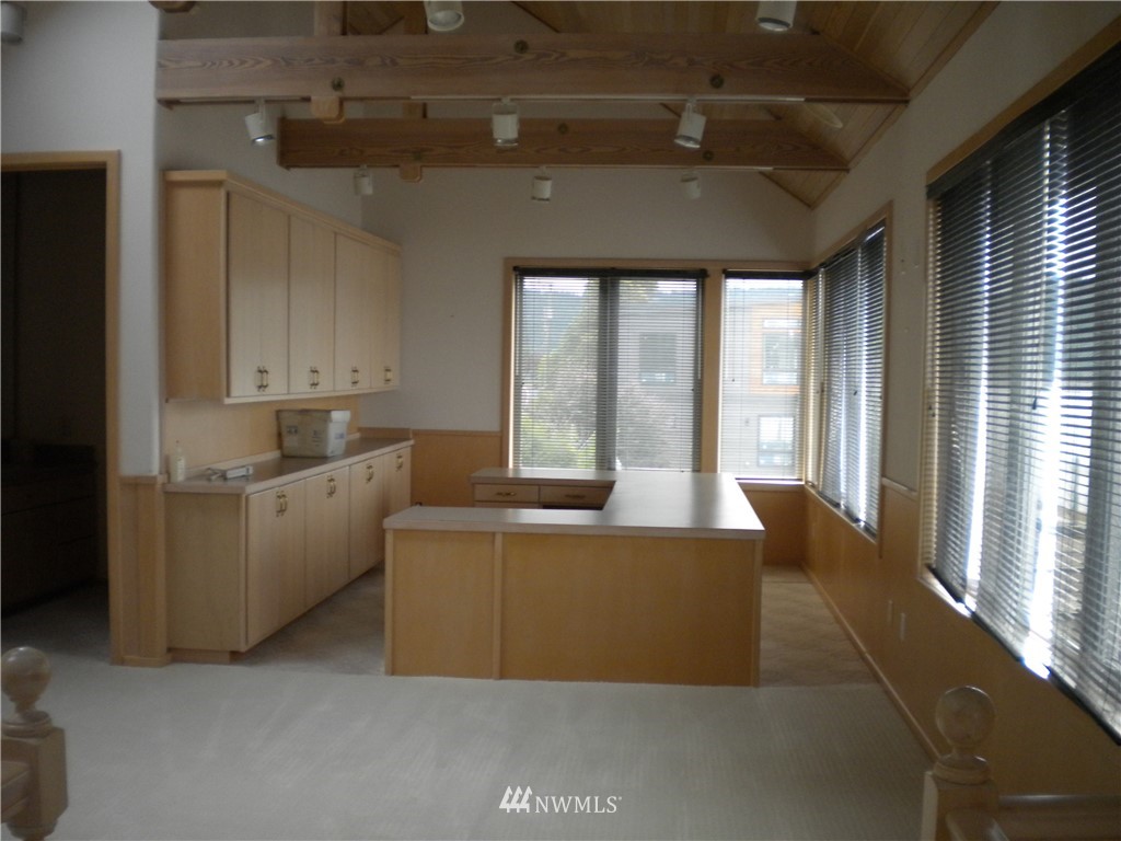 13441 Northeast North Shore Road Belfair, WA 98528 - Photo 4 of 18 Gallery Image 4