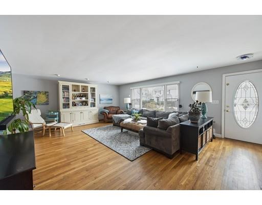 55 Nason Road Swampscott, MA 01907 - Photo 6 of 26 Gallery Image 6