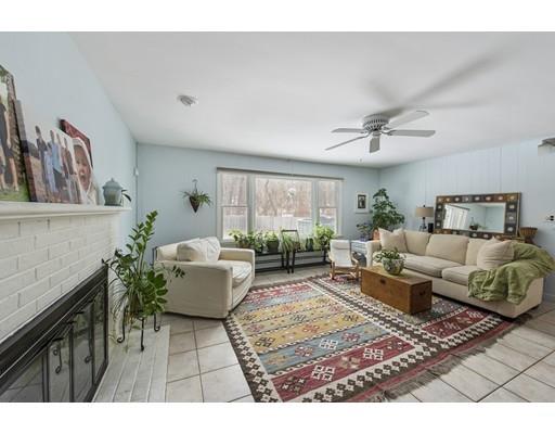 55 Nason Road Swampscott, MA 01907 - Photo 9 of 26 Gallery Image 9