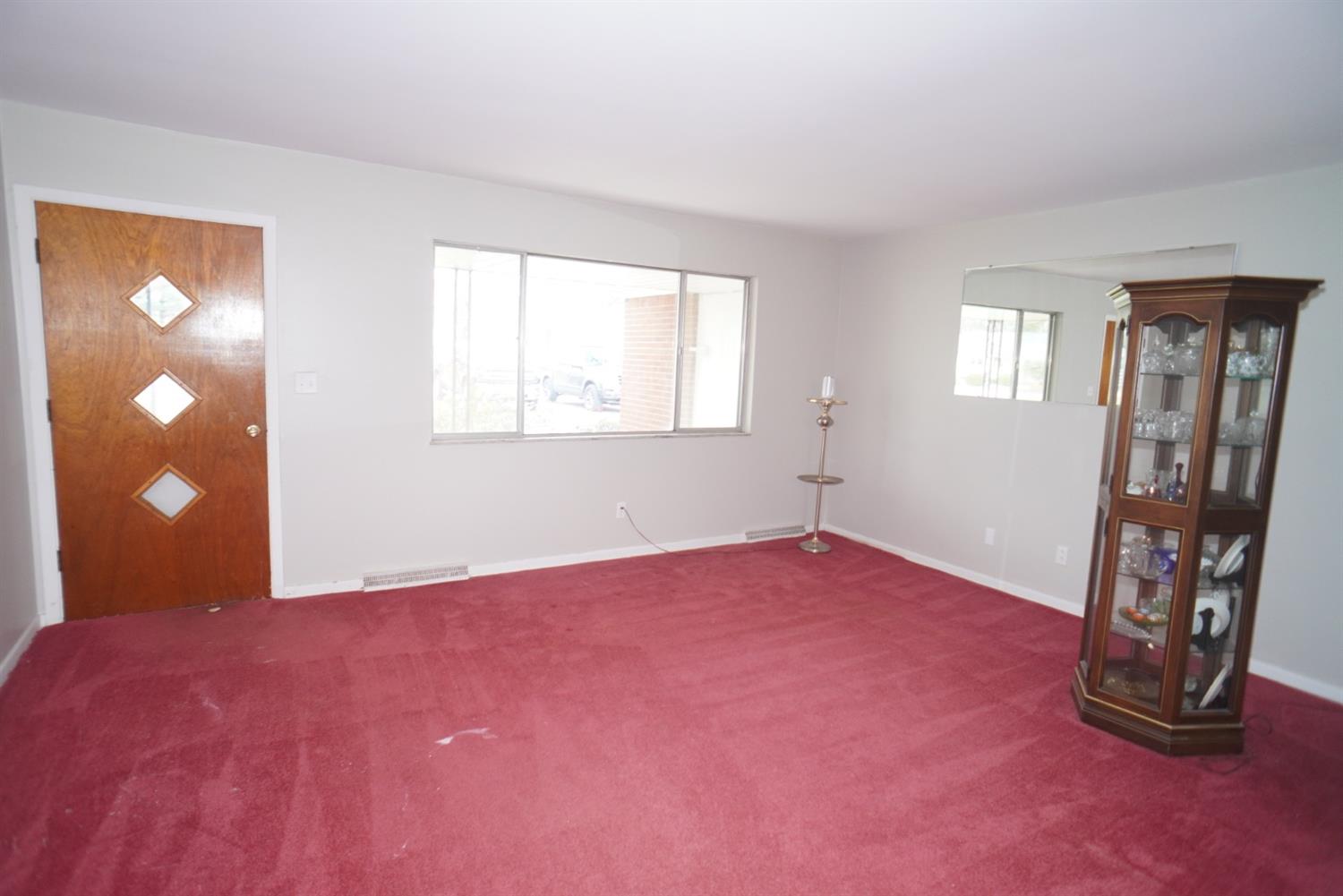 8951 Napoleon Locker Road Batesville, IN 47006 - Photo 4 of 13 Gallery Image 4