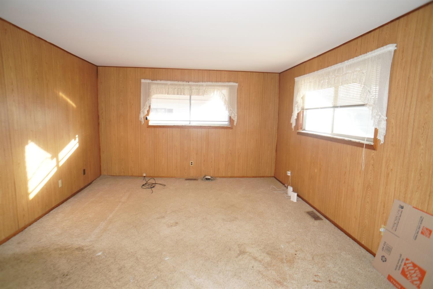 8951 Napoleon Locker Road Batesville, IN 47006 - Photo 9 of 13 Gallery Image 9