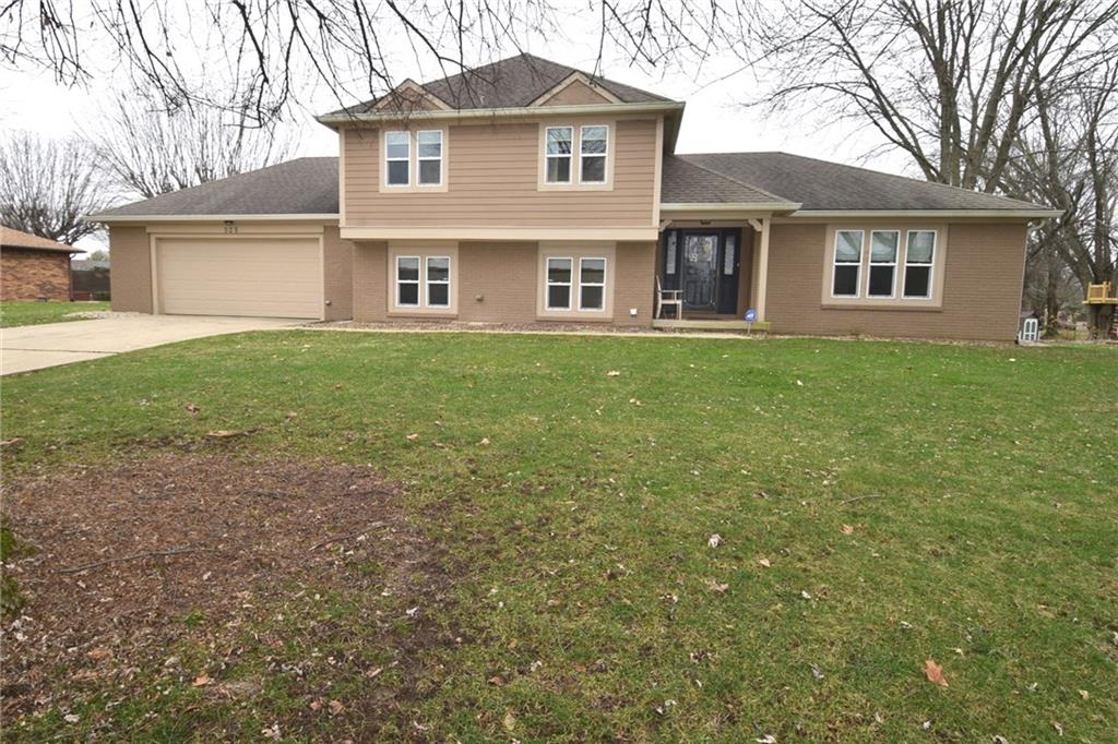 525 Cobblestone Road Avon, IN 46123 - Photo 2 of 48 Gallery Image 2