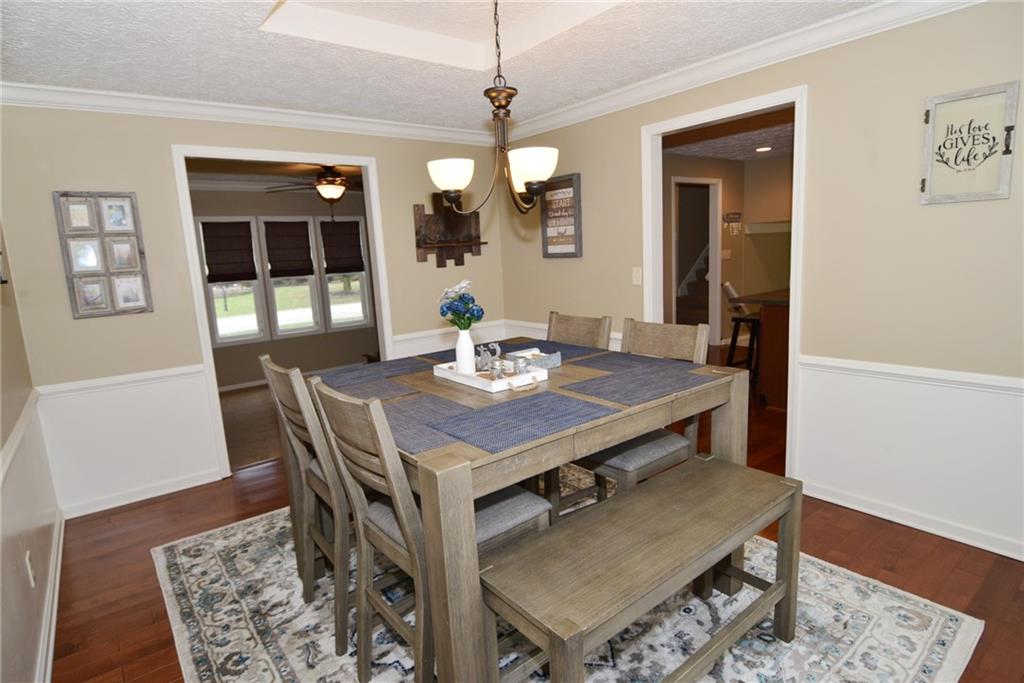 525 Cobblestone Road Avon, IN 46123 - Photo 11 of 48 Gallery Image 11