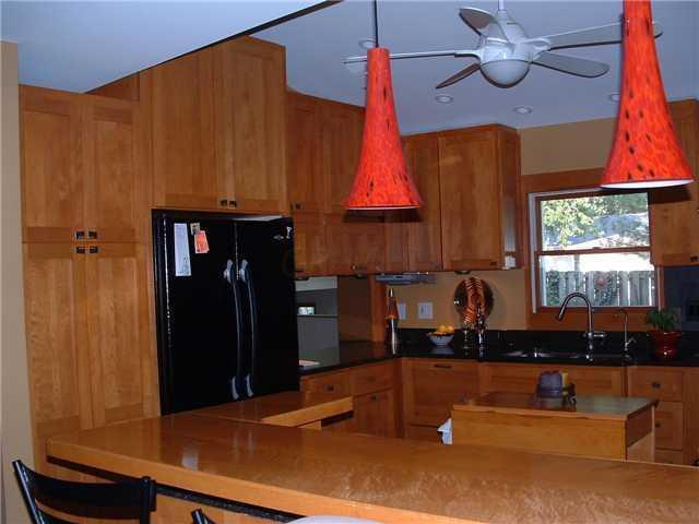 2698 Mt Holyoke Road Columbus, OH 43221 - Photo 4 of 14