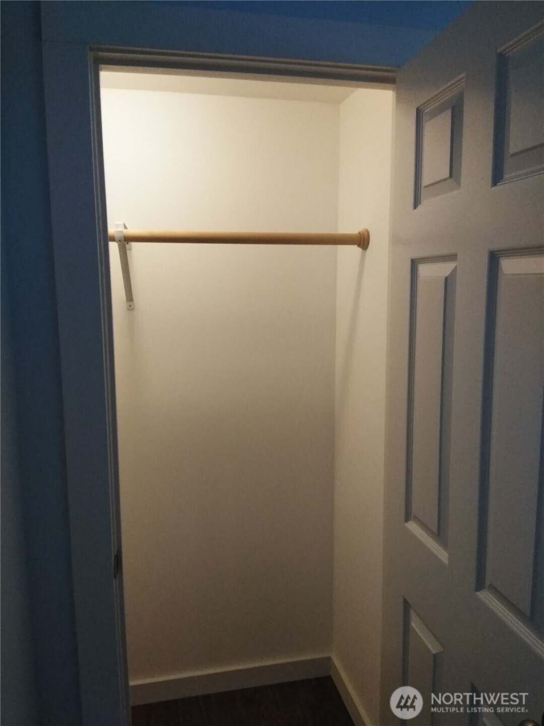 211 Garfield Street Hoquiam, WA 98550 - Photo 7 of 26 a view of a closet with storage