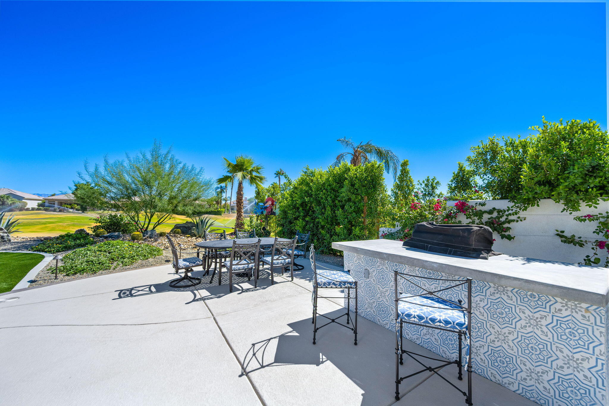 10 Vía Verde Rancho Mirage, CA 92270 - Photo 35 of 40 35-web-or-mls-CB_Vail_OPMG_1023_035