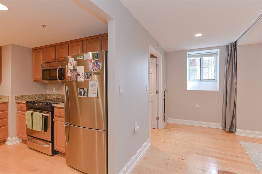 20 Chapel Street, Unit B313 Brookline, MA 02446 - Photo 5 of 31