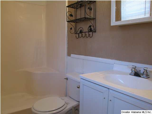 417 Hilltop Road Weaver, AL 36277 - Photo 16 of 28