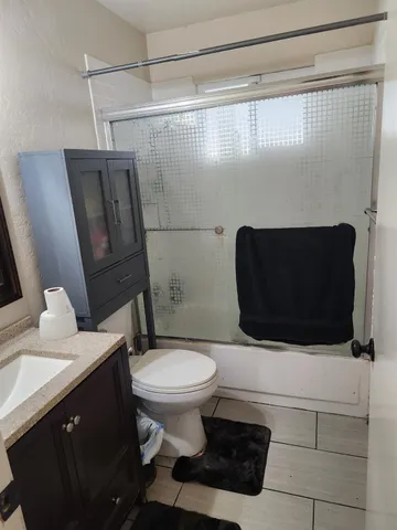 $338,000 | 4935 East Kerckhoff Avenue, Fresno, CA 93727