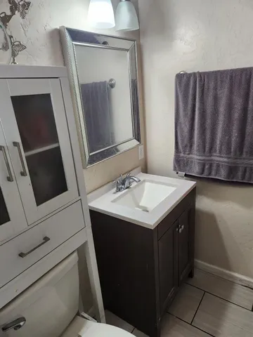 $338,000 | 4935 East Kerckhoff Avenue, Fresno, CA 93727