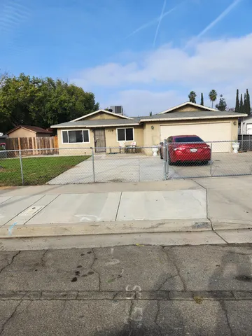 $338,000 | 4935 East Kerckhoff Avenue, Fresno, CA 93727