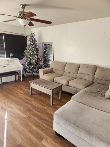 $338,000 | 4935 East Kerckhoff Avenue, Fresno, CA 93727