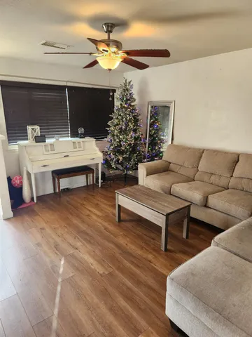 $338,000 | 4935 East Kerckhoff Avenue, Fresno, CA 93727