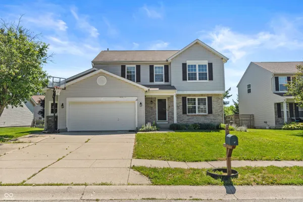 $365,000 | 8519 Walden Trace Drive, Indianapolis, IN 46278