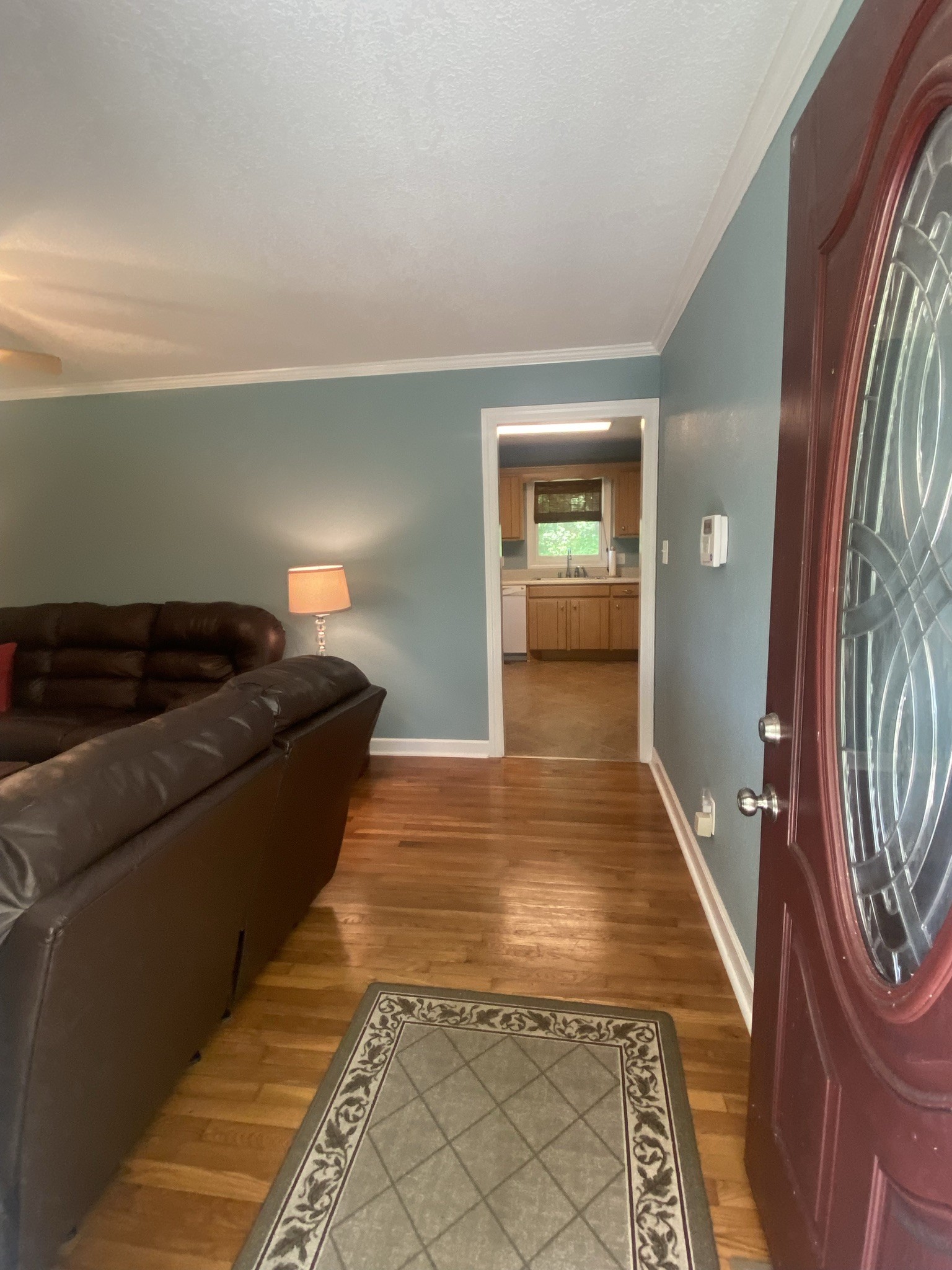 818 Dale Ridge Road Dowelltown, TN 37059 - Photo 4 of 24 a living room with furniture and a rug