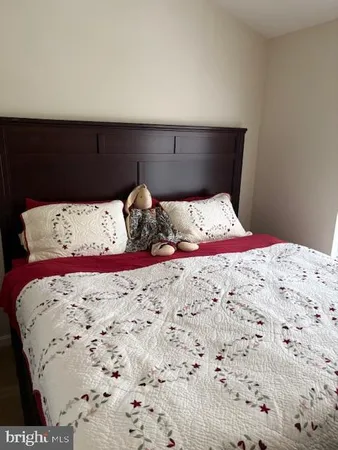 $2,600 | 15640 Montview Drive, Dumfries, VA 22025