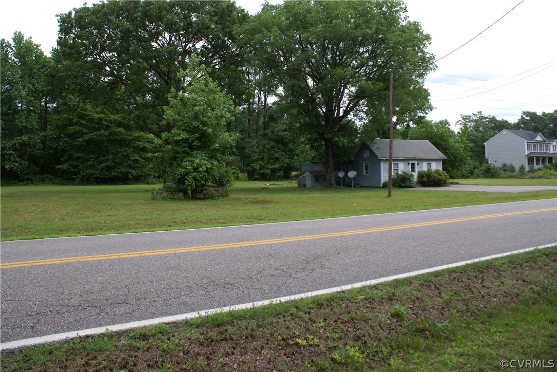 618 Enon Church Road Chester, VA 23836 - Photo 3 of 17 Gallery Image 3