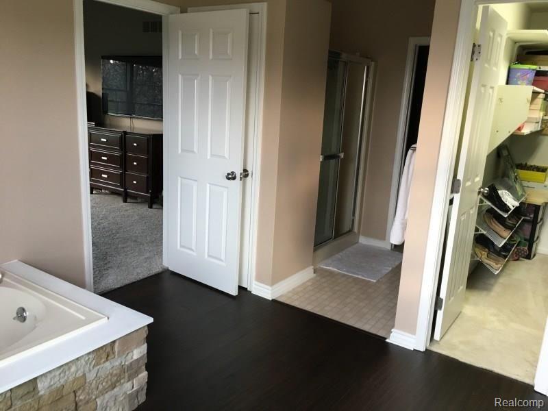2380 Pleasant View Drive Rochester, MI 48306 - Photo 18 of 24