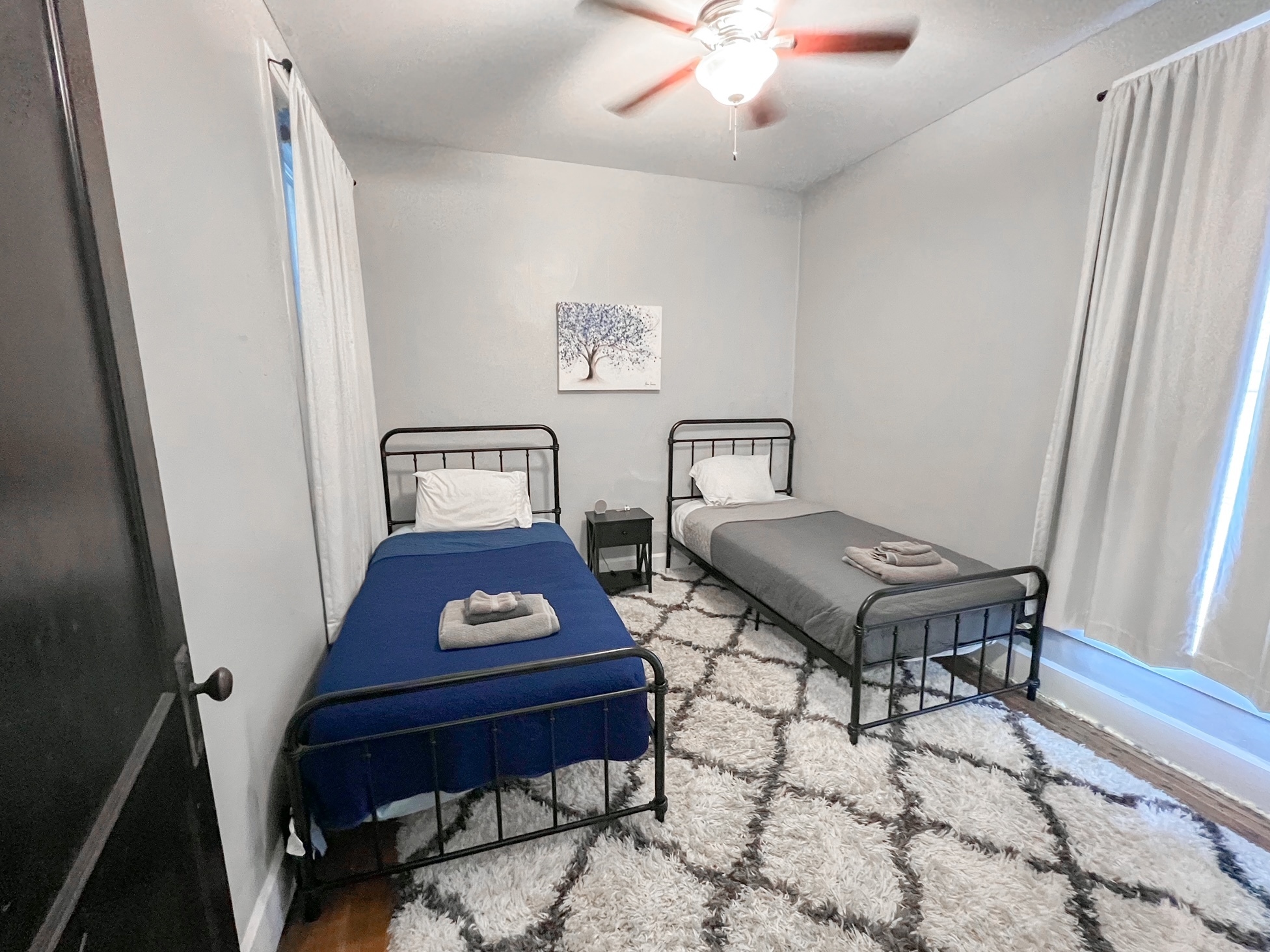 982 Woodruff Pl E Drive Indianapolis, IN 46201 - Photo 19 of 45