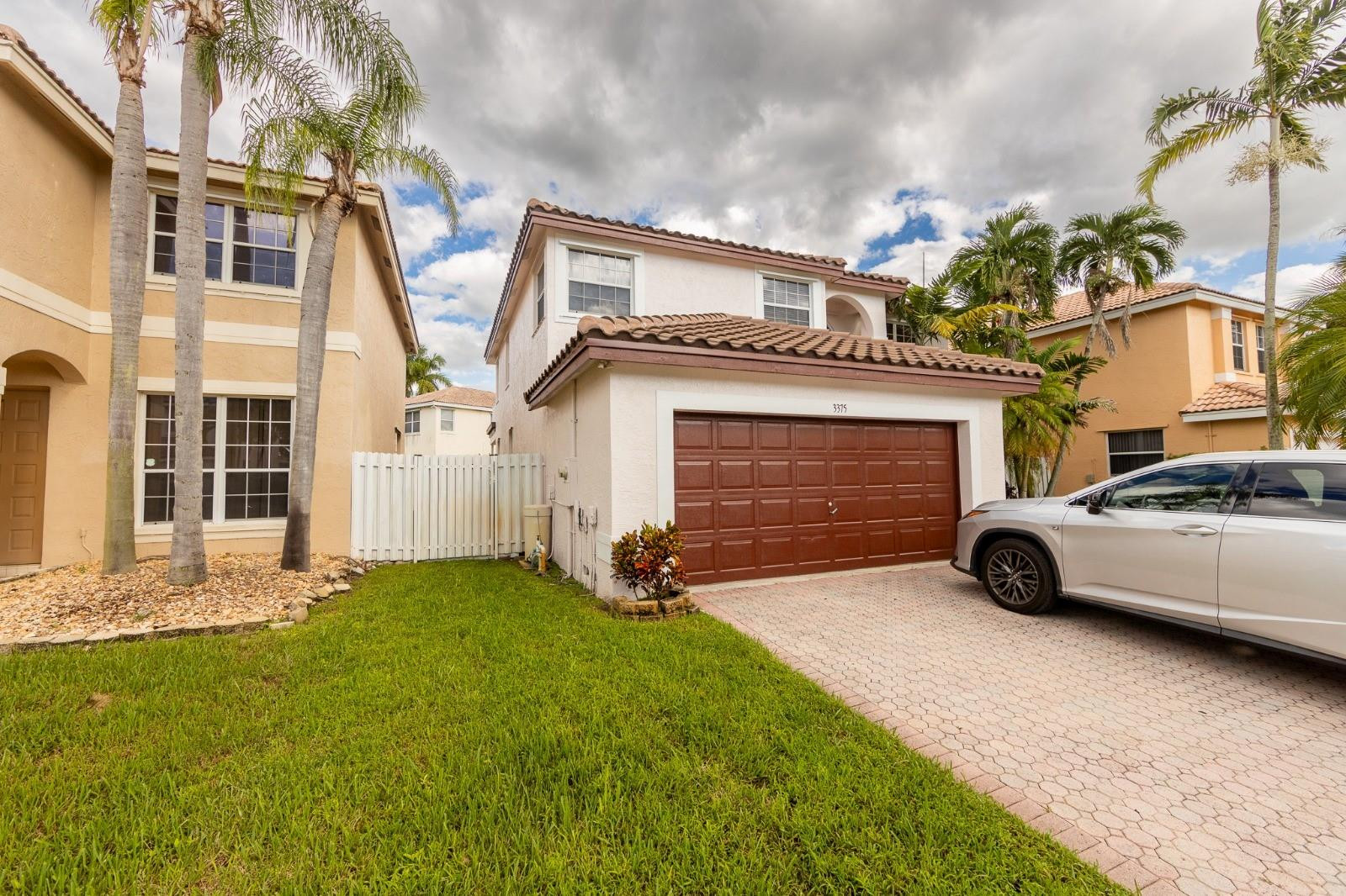 3375 Southwest 181st Terrace Miramar, FL 33029 - Photo 4 of 39 Photo 4