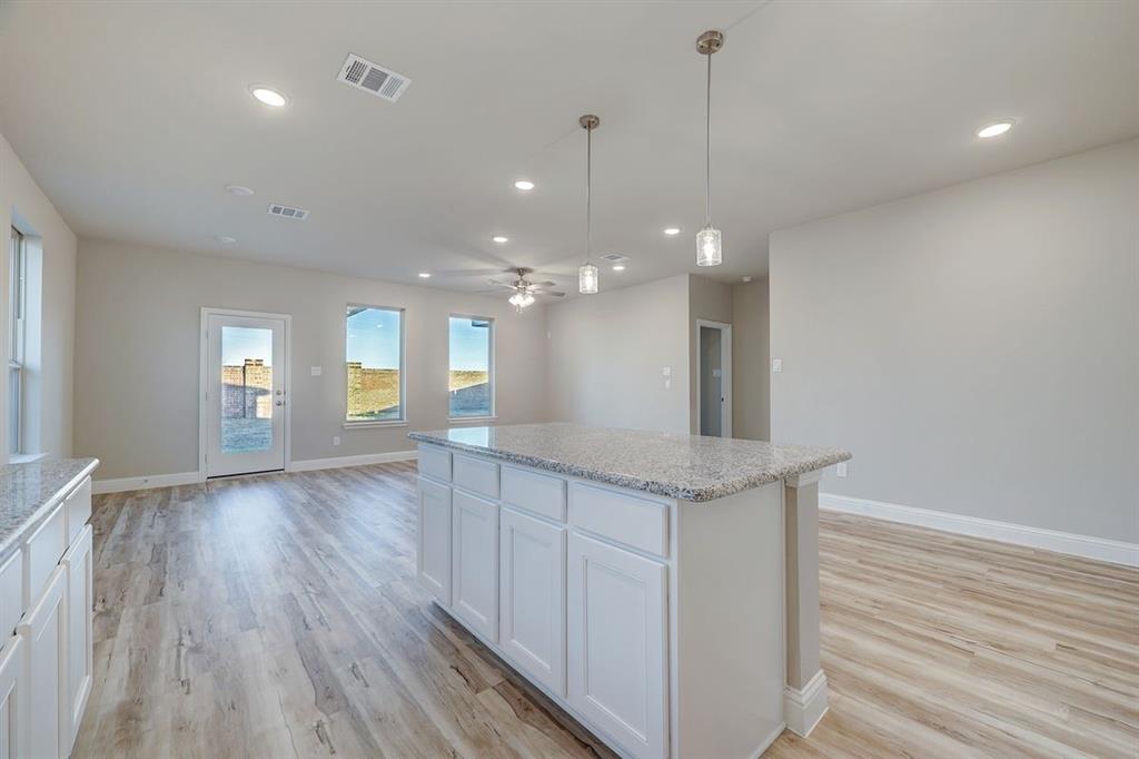 3113 Hawkview Drive Cleburne, TX 76031 - Photo 9 of 22 Redwood II 2