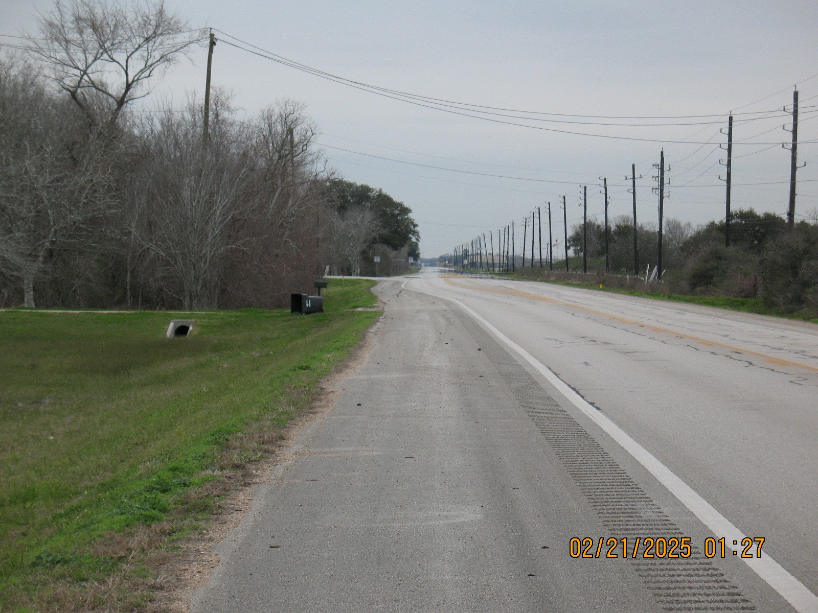 23110 FM 521 Road Angleton, TX 77515 - Photo 8 of 9 a view of a yard