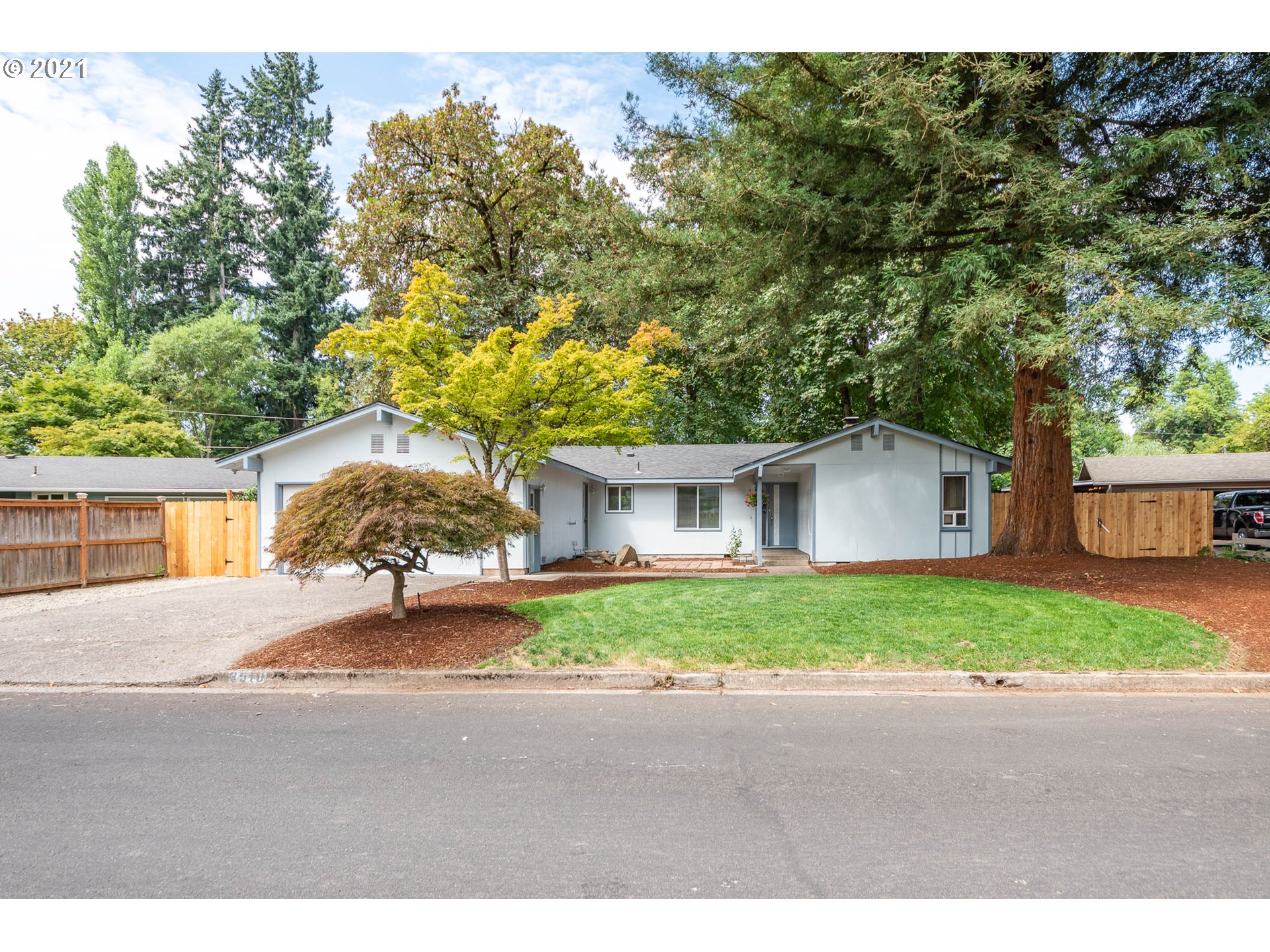 3518 Crocker Road Eugene, OR 97404 - Photo 1 of 27 Gallery Image 1
