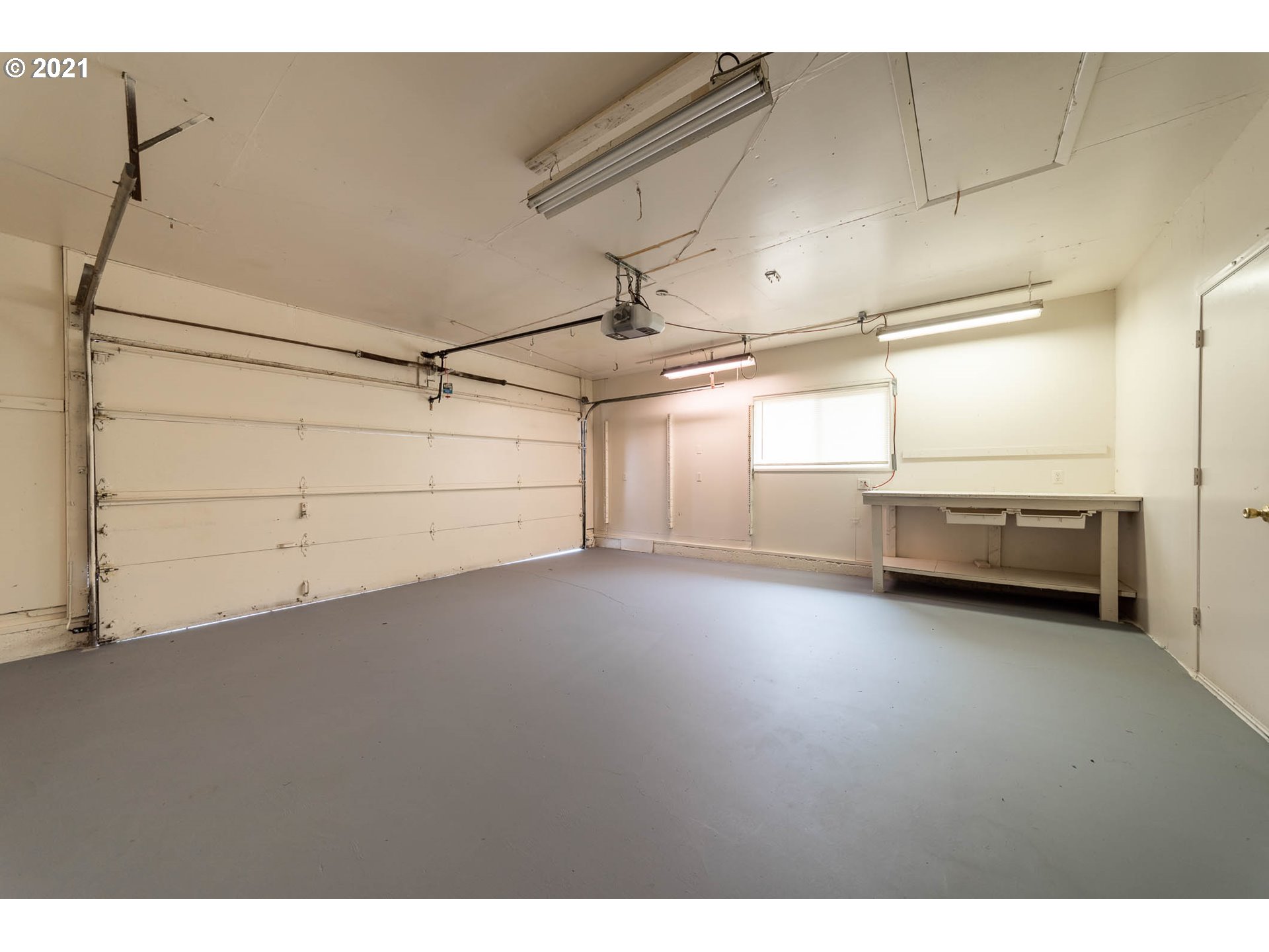 3518 Crocker Road Eugene, OR 97404 - Photo 20 of 27 Gallery Image 20