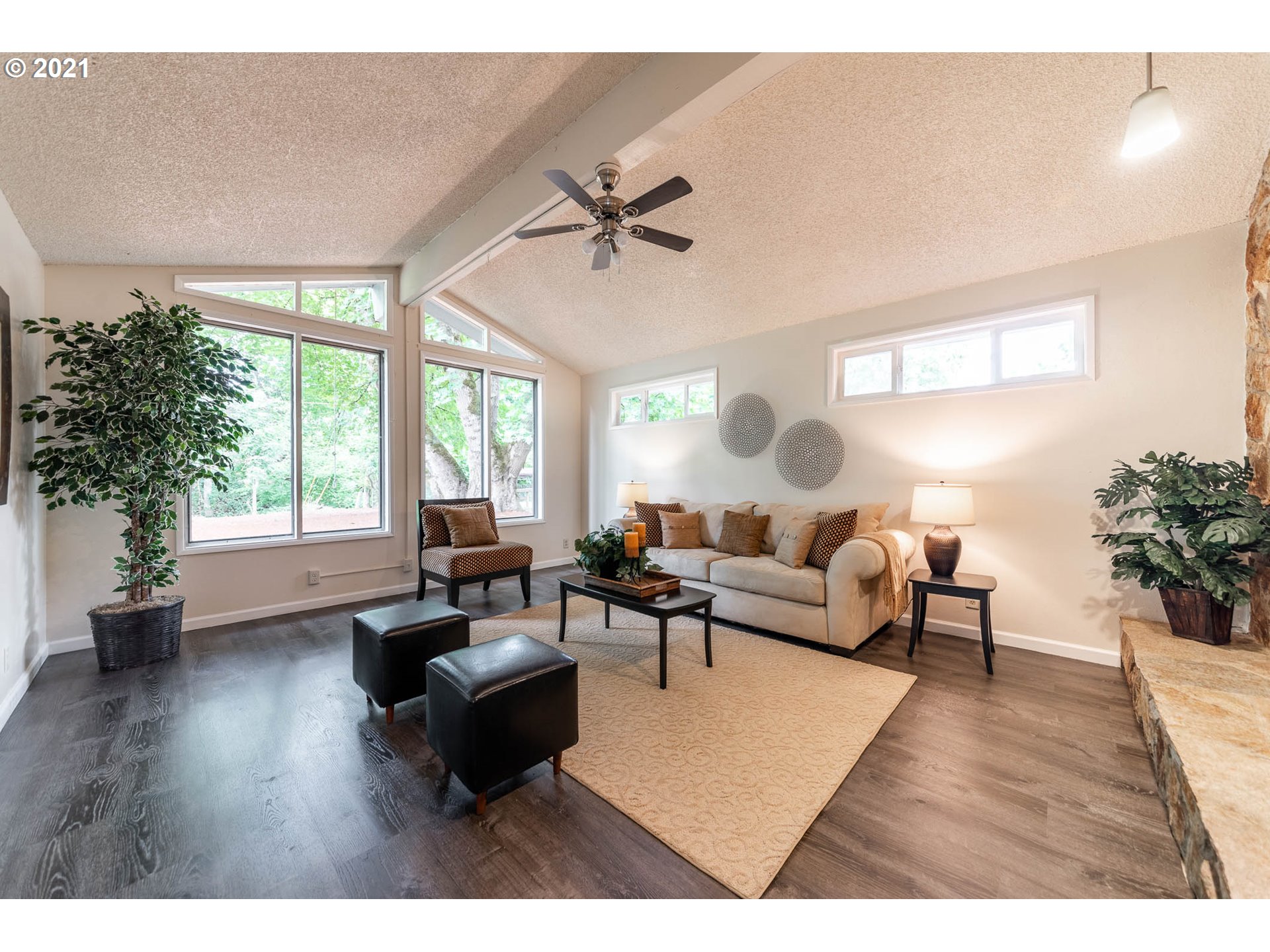 3518 Crocker Road Eugene, OR 97404 - Photo 7 of 27 Gallery Image 7