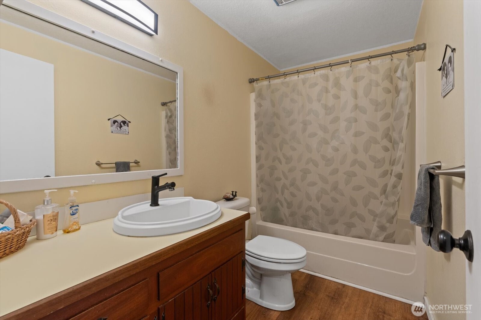 19224 Sprague Drive Bothell, WA 98012 - Photo 20 of 40 Gallery Image 20