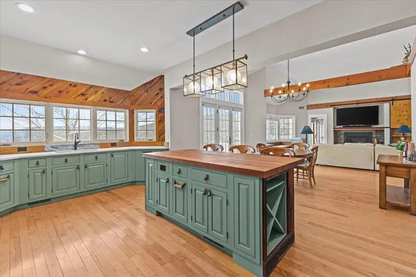 $2,600,000 | 1016 Kew Vasseur Road, Fayston, VT 05660