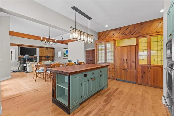$2,600,000 | 1016 Kew Vasseur Road, Fayston, VT 05660