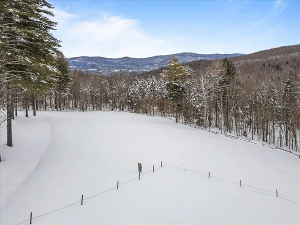 $2,600,000 | 1016 Kew Vasseur Road, Fayston, VT 05660