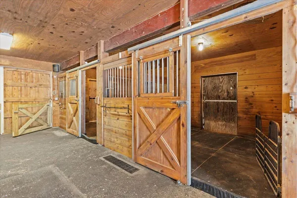 $2,600,000 | 1016 Kew Vasseur Road, Fayston, VT 05660