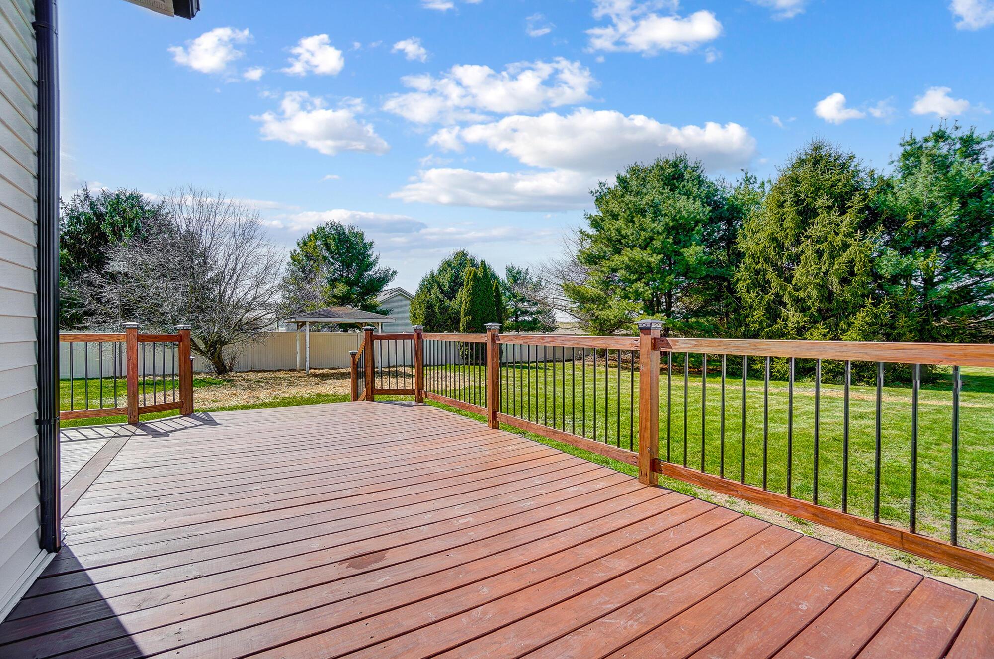 4453 Pleasantville Road Northwest Carroll, OH 43112 - Photo 68 of 87 Sun Deck - 4453 Pleasantville Road, Carroll, OH 43112