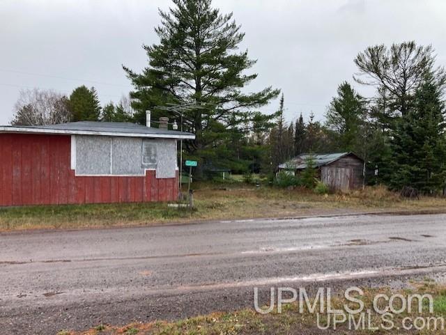 53345 Traverse River Road Lake Linden, MI 49945 - Photo 11 of 29