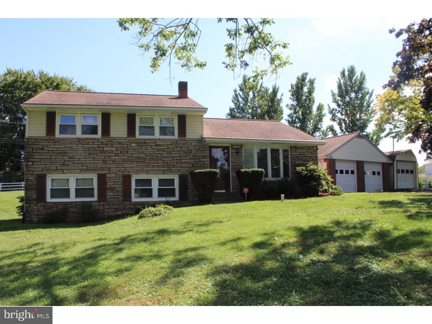 191 Ridge Avenue Newtown, PA 18940 - Photo 1 of 15